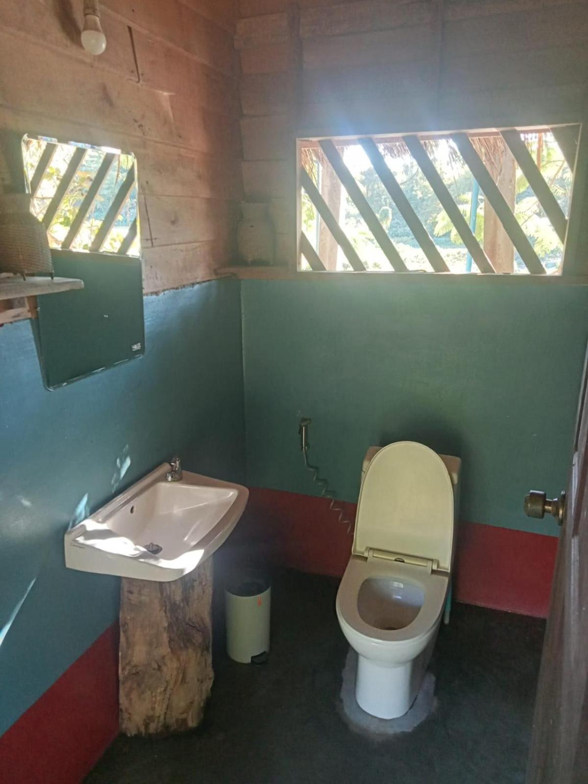 Fandee Island Treehouses & Ziplines - Tad Lo, Bolaven Loop Pakse Ban Kiangtat Exterior foto